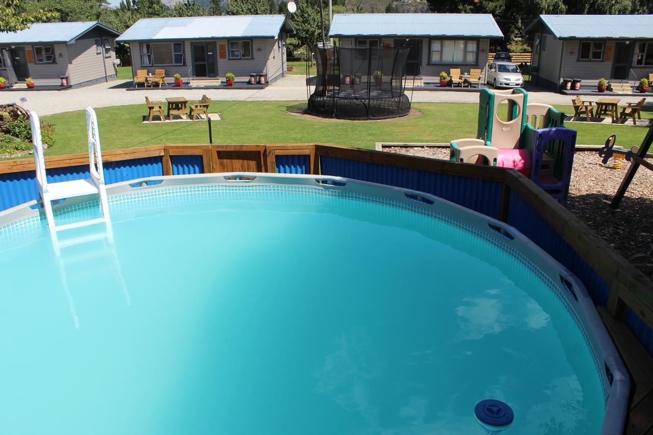 Roxburgh Clutha Gold Top 10 Holiday Park Exterior photo